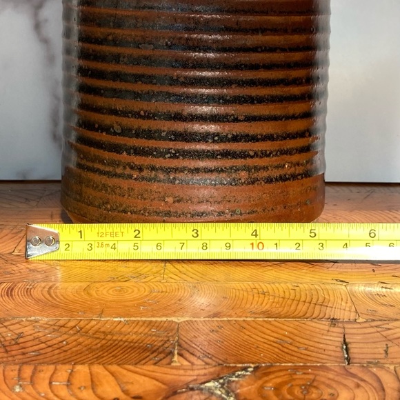 Antique/Vintage Brown Salt Glaze Ceramic Stoneware Whisky Jug w/ Finger Handle - Picture 9 of 9